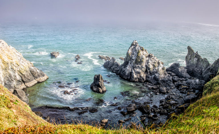  Yaquina Bay Lighthouse 